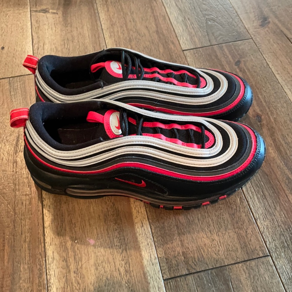 Men’s Black and Red Nike Air Max